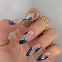 آموزش تخصصی کاشت ناخن