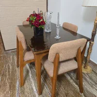 میز ناهارخوری ۴نفره