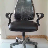 صندلی چرخ دار (اداری)