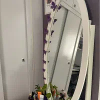 فروش آینه قدی به‌همراه کشو + تخت یک‌نفر