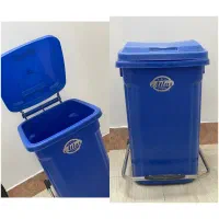 سطل زباله کاملا سالم و بدون شکستگی