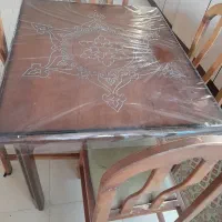 میز غذاخوری