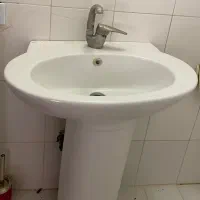 روشویی سرویس بهداشنی