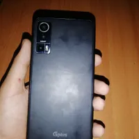 گوشی موبایل جی پلاس X20 درحد نو گوشی اضافه هست.