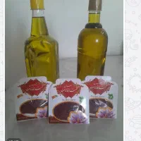 رب خانگی سرکه سیب و زعفران روغن زیتون