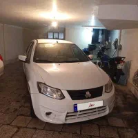ساینا بی رنگ و بی ضربه