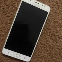 گوشی سامسونگ J5