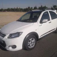 کوئیک R سفید مشکی