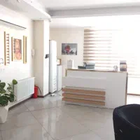 اپراتور لیزر موهای زائد بدن