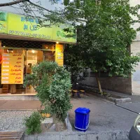کارگر ساده ساندویچی ۸ صبح تا ۵ عصر