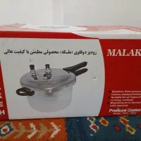 سه عدد زودپز استیل دسته دار 8 لیتری ده نفره آکبند