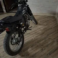 دوعدد‌موتورتریل‌فروشی