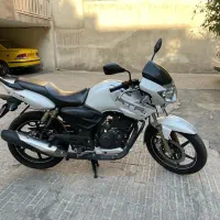 اپاچی ۱۸۰ یک برگ سند