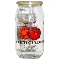 تعدادی شیشه خالی سس کشک و رب