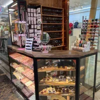 فروشنده برای کانتر اکسسوری
