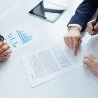 مدیر جذب قرارداد