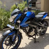 Ns 200 قابل معاوضه rs آپاچی ایروکس کلیک لاکی ۱۸۰