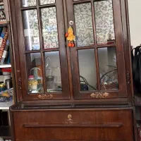 کمد، ویترین یا کتابخانه کاملا سالم