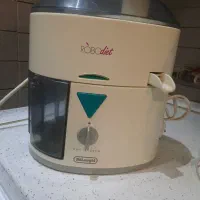 آب میوه گیری دلونگی