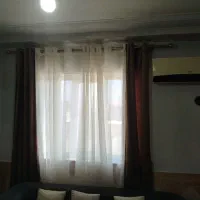 یک عدد پرده ایستاده