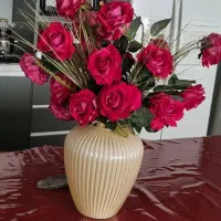 گل رز لمسی ۴ دسته ی ۵ تایی  گل شمعدانی