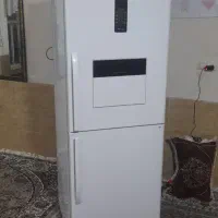 یخچال فریزر هیمالیا بدون برفک در حو نو ۳سال کار