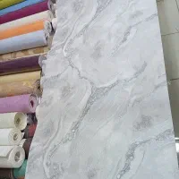 نیرو کمکی(شاگرد یا کارآموز) کاغذدیواری