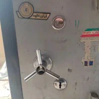 گاوصندوق در حد قفلش شکسته کلیدشم هس