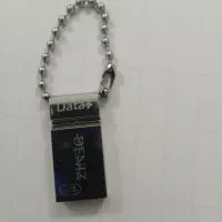 فلاش 128گیگ+Data