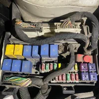 مکانیک و باطری سازی سیار انواع خودرو