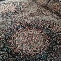 فرش و پشتی