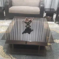 فروش فوری مبل 7نفره با میز وسط و4عسلی