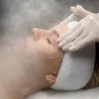 استخدام بیوتی‌تراپیست (برای مطب پزشک)