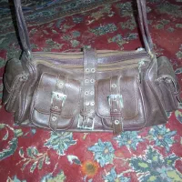 دوعدد کیف زنانه چرمی و درحد نو