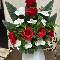 گل مصنوعی شیک