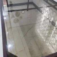 میز فلزی همراه با شیشه ۸ نفره