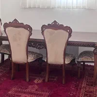 میز ناهار خوری ۸ نفره به مبلغ ۶۰ میلیون تومان