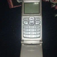 گوشی سامسونگ قدیمی