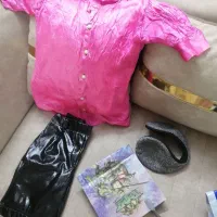 تعدادی لباس بچه