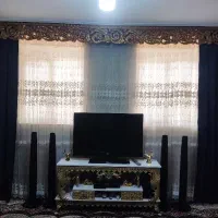 پرده به همراه کتیبه