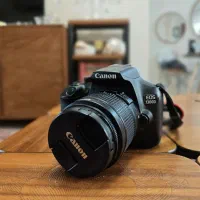 دوربین کانن Canon 1300D مثل آکبند با دو لنز و فلاش