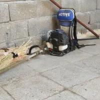 دستگاه علف زن