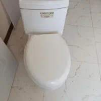 توالت فرنگی در حد نو