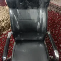 صندلی اداری چرخدار