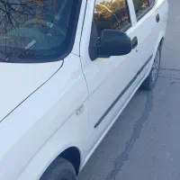 تیبا صندوقدار سفید مدل۱۴۰۰
