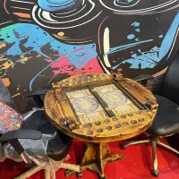 منشی خانم اداره باشگاه بیلیارد