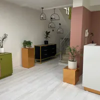 اجاره فضای کافی شاپ ویژه بانوان در سالن زیبایی|اجارهٔ مغازه و غرفه|مشهد, هنرستان|دیوار