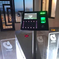 دستگاه حضور غیاب حضور و غیاب