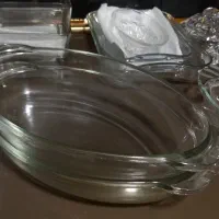 تعدادی ظرف