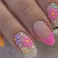 خدمات کاشت ناخن و آف آموزش ناخن پودر وژل با مدرک